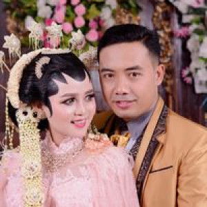 Putri Fajar Megawati profile icon