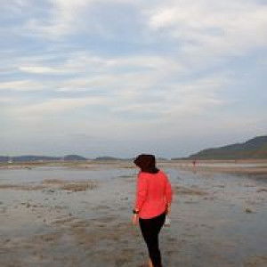 Nana Asmah Sara profile icon