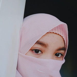 yuli endriyani profile icon