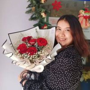 Rachael Valerian profile icon