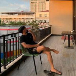 Rivaldi Dumambow profile icon