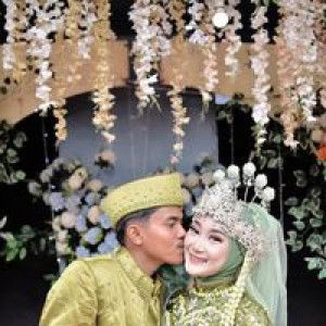 Pipin Tan profile icon