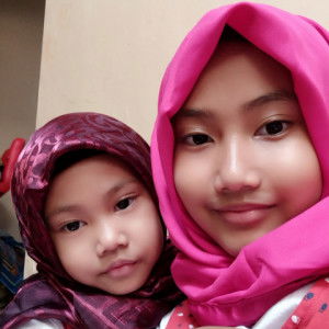 Viola & Zivanka profile icon