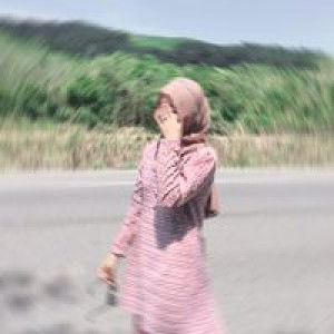 nurhalisa molo profile icon