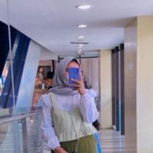 Siti Maulidia Agustiani profile icon