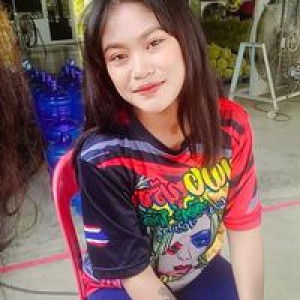 Phetchompoo Aontong profile icon