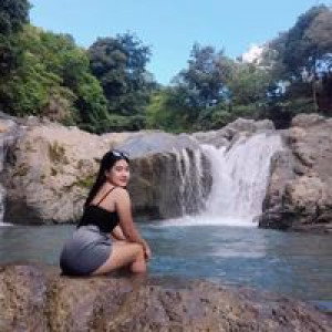 Nikki Magbanua Caingcoy profile icon