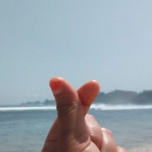 Fitriyatus Shalihah profile icon