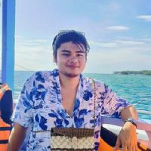 Lee Esguerra profile icon