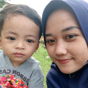 Esinur Utami profile icon