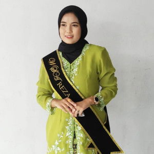 elis suryani profile icon