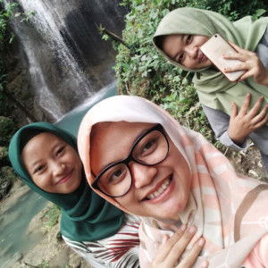 rindang umi fitriana profile icon