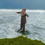 Siti Nurhayati profile icon