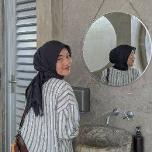 Serly Adella profile icon