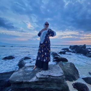 Ika Aprilia profile icon