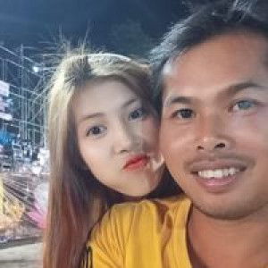 Ploy Ploy Boll Boll profile icon