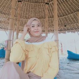 Nopi Suriyanti profile icon