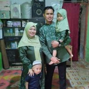 Suci Nurokhmah profile icon