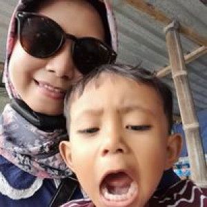 Iin Nur Kholifah profile icon