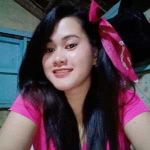 Marie Rose Tapar profile icon