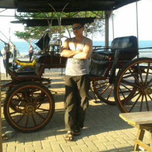 Tri Ari profile icon