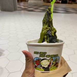 Faradillah Pratiwi profile icon