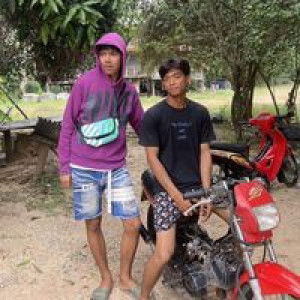 ปอนด์ เหว๋อ profile icon