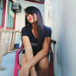 Diana Petalio profile icon