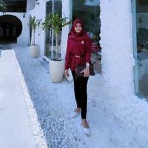 Novita Fauzi profile icon