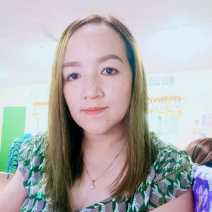 LIEZL MOLO profile icon