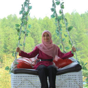 nurlyana ezani profile icon