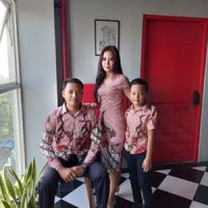 Stefani Airin profile icon