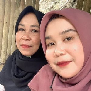 Hidayatul Nisa profile icon