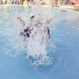 Ayu Lestari profile icon