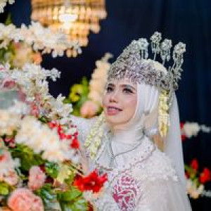 Rhin Sha profile icon