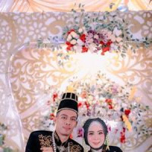 Lusi Risma Dewi profile icon