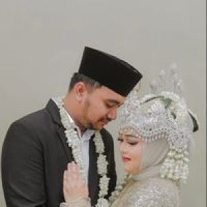 Euis julahea profile icon