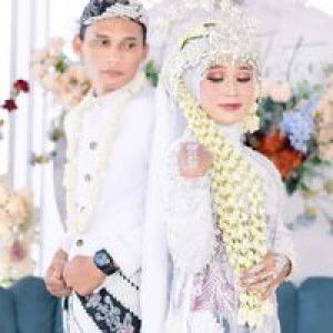 Int Permata Sari profile icon