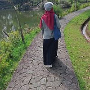 Atik Rahmawati profile icon