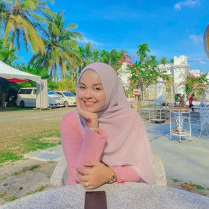 Intan Amira profile icon