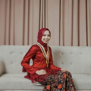 Sri Rahayu profile icon