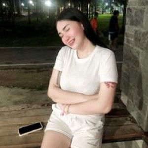 Aphinan Phirompuk profile icon