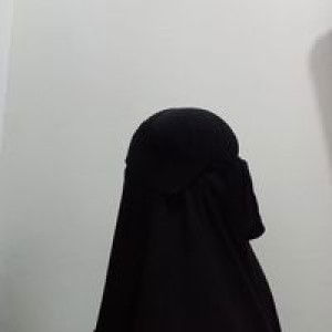 Fina Yulia profile icon