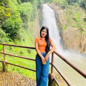 Look May profile icon