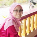 ZAHEERA ZAKARIA profile icon