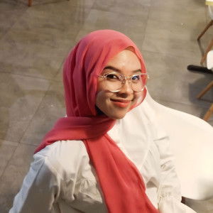 Sri restu Yulianti profile icon