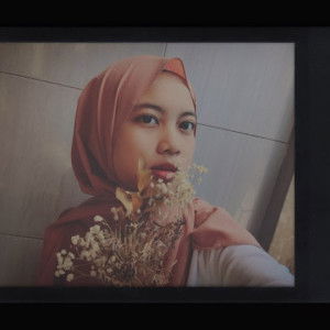 myra astina profile icon