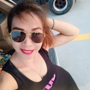 Nui Siriporn profile icon