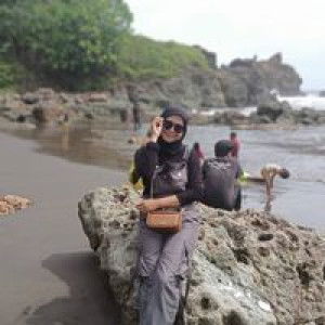 Ine Maryani profile icon