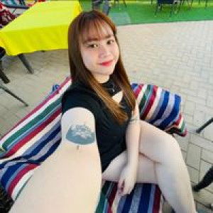 Chiara Theresa profile icon